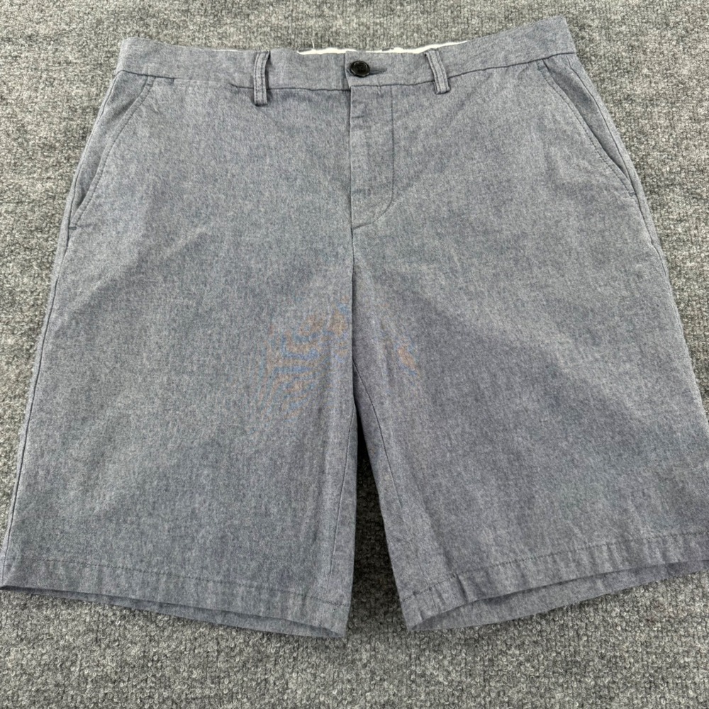 Old Navy Ultimate Slim Shorts Mens 33 Classic Chambray Blue Built-In Flex Summer
